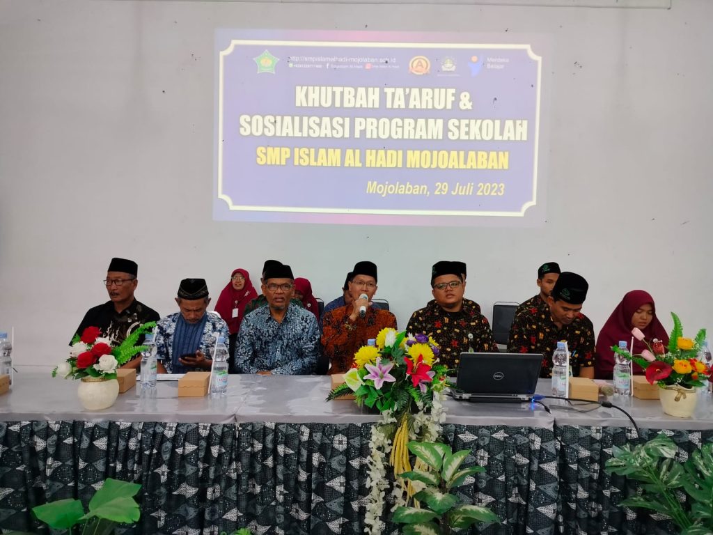 Khutbah ta'aruf dan sosialisasi program SMP Islam Al Hadi 2023