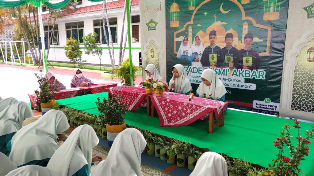 PARADE TASMI AKBAR SMP ISLAM AL HADI